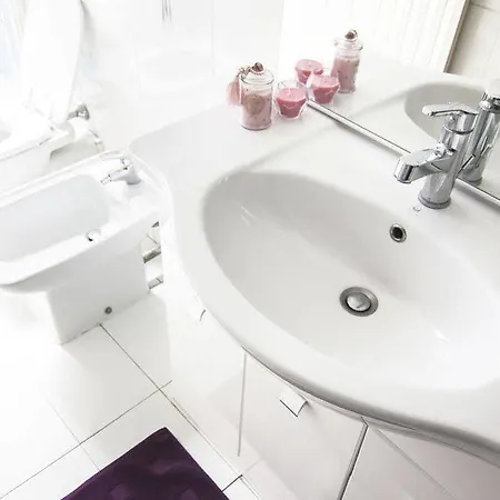 Alessia's Flat - Breno 1 Milano